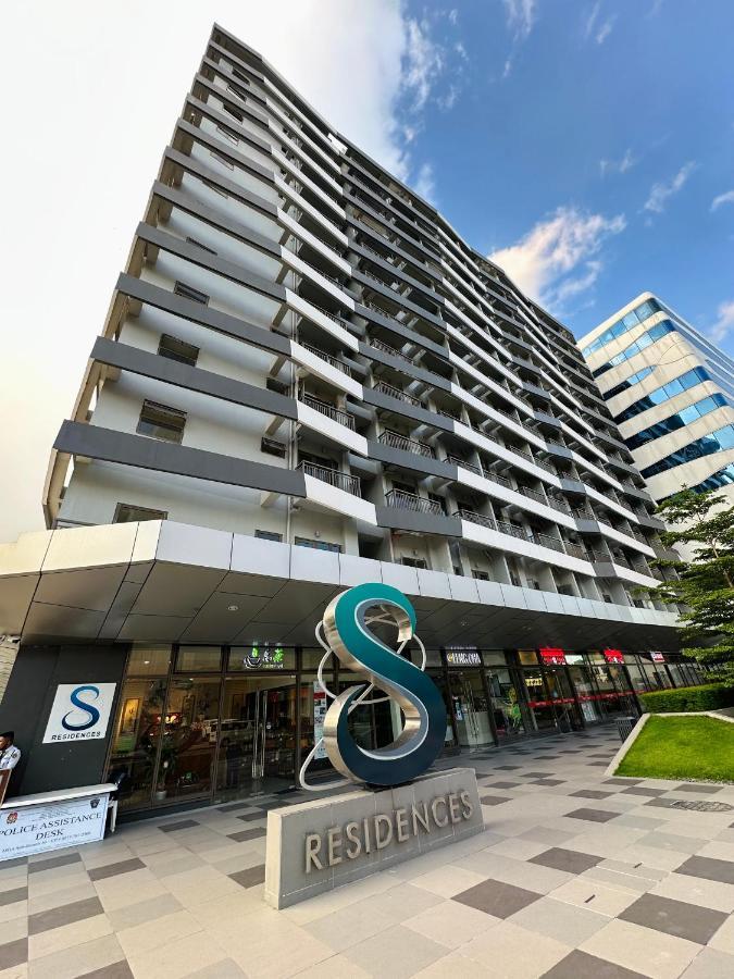 S Residences Tower 3 Moa Luxe Staycation By C Манила Экстерьер фото