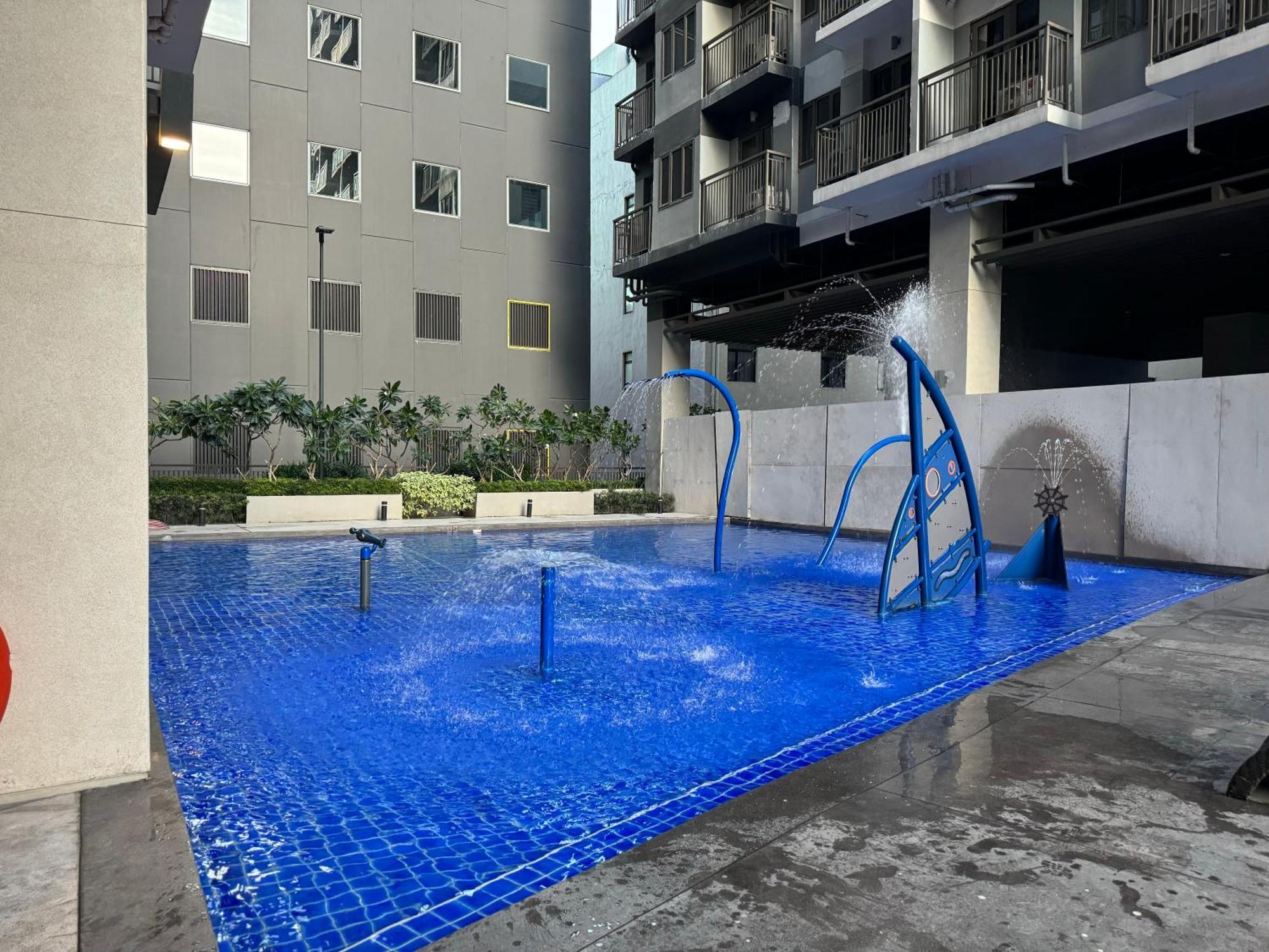 S Residences Tower 3 Moa Luxe Staycation By C Манила Экстерьер фото